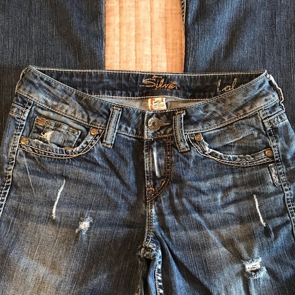 SILVER JEAN CO / "Lola" Flare Distressed Jean size W27/L33 - Picture 6 of 14